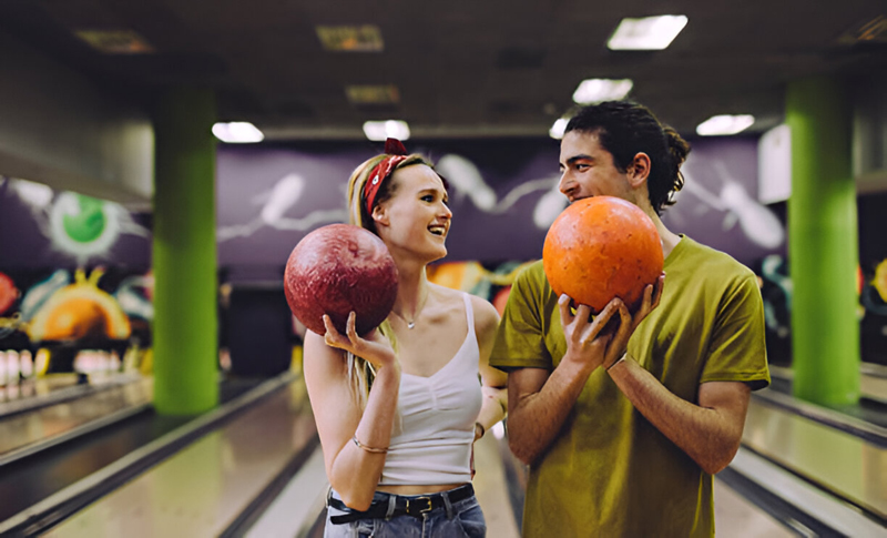 Sevgililer Gününde Bowling