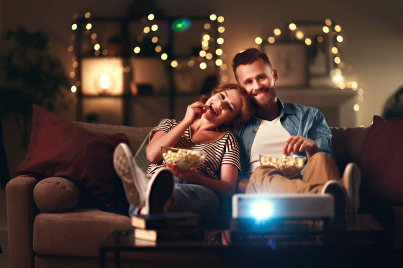 Sevgililer Gününde Film Keyfi