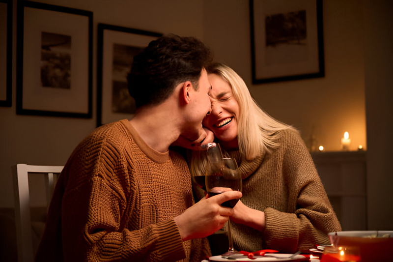 Sevgililer Gününde Romantik Yemek